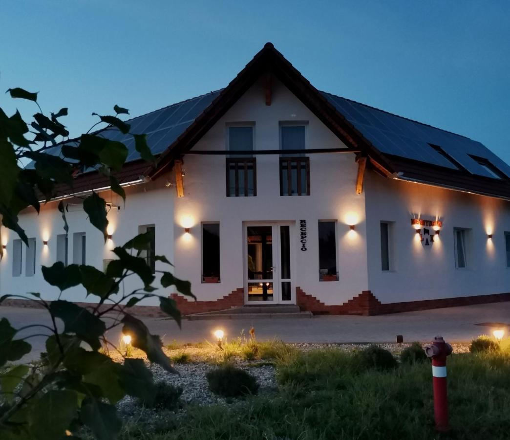 Megnyugtat-Lak Apartmanhaz Demjén Exterior foto