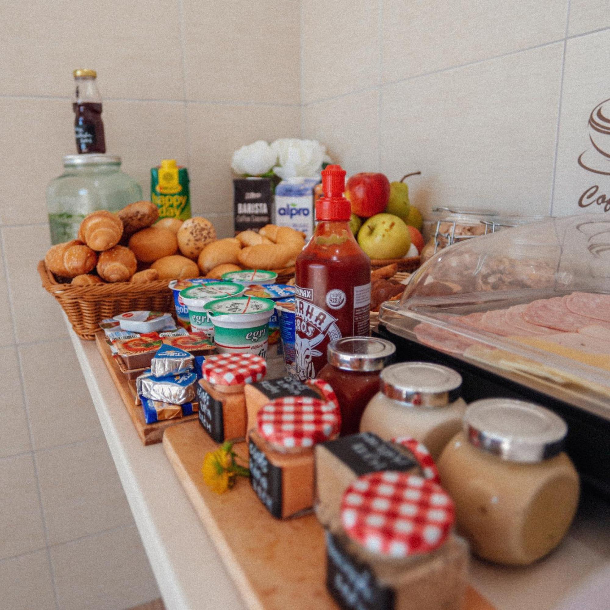 Megnyugtat-Lak Apartmanhaz Demjén Exterior foto